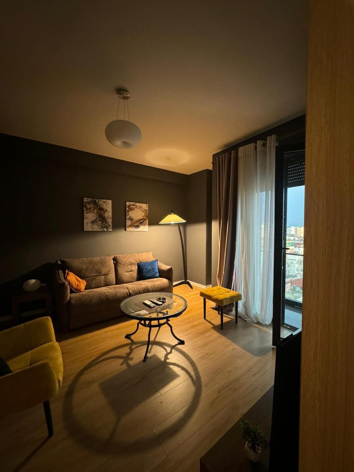 City Rest 21 Tirana Esterno foto