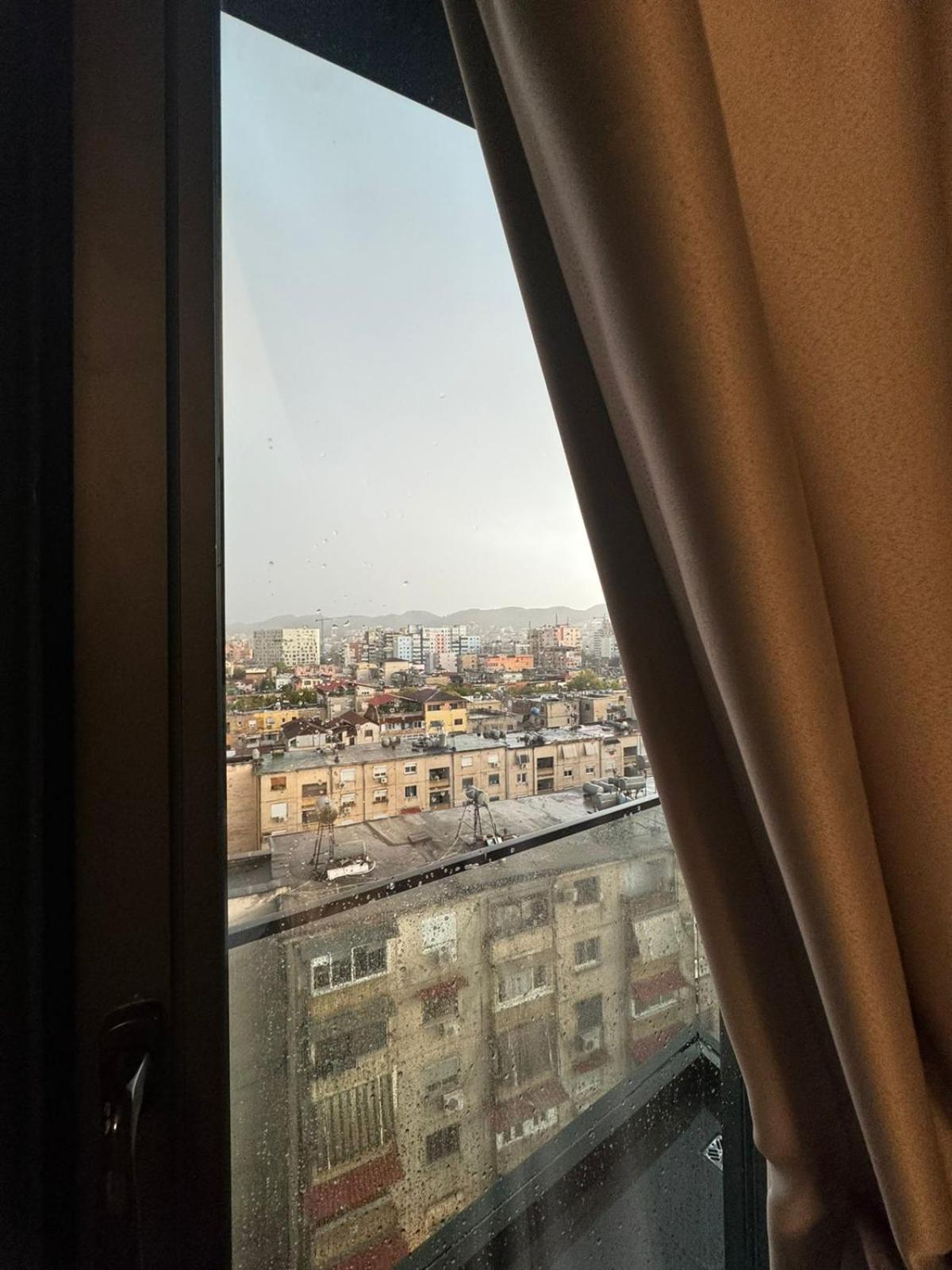 City Rest 21 Tirana Esterno foto